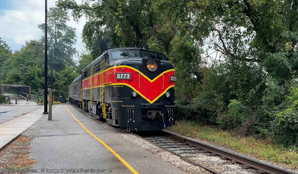 CVSR 6773 comes to Akron on a rainy Friday.